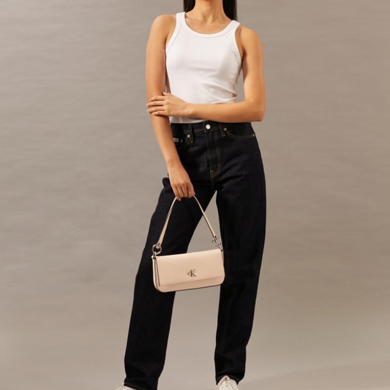 New CALVIN KLEIN Synthetic Material Shoulder Bag Medium Women's Egg Shell Yellow 4K3000G-MTR