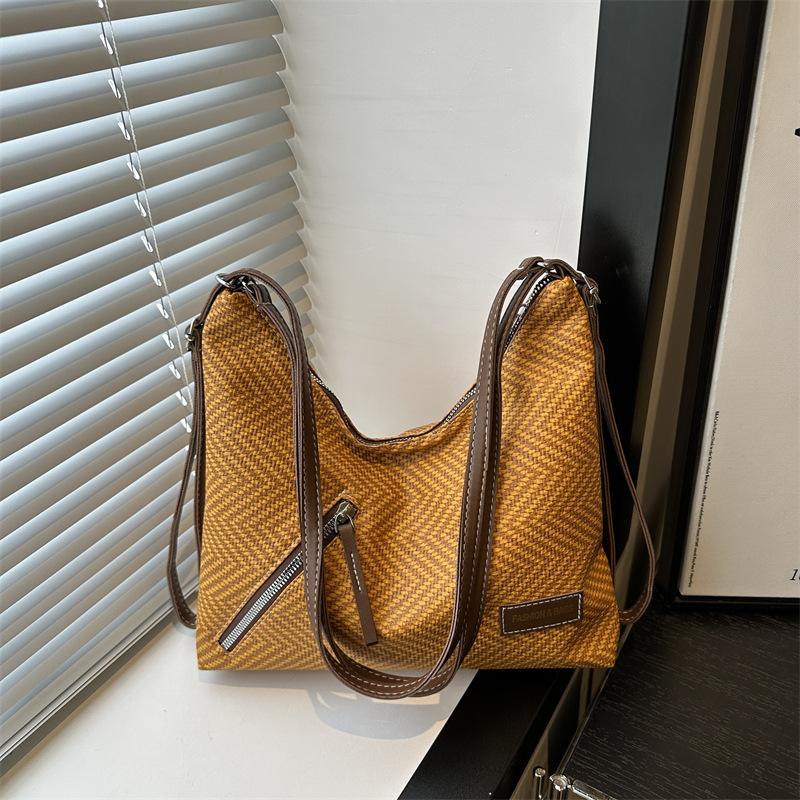 Lazy Wind Large-capacity Bag Women's New Niche Multi-function Shoulder Messenger Bag Tote Bag