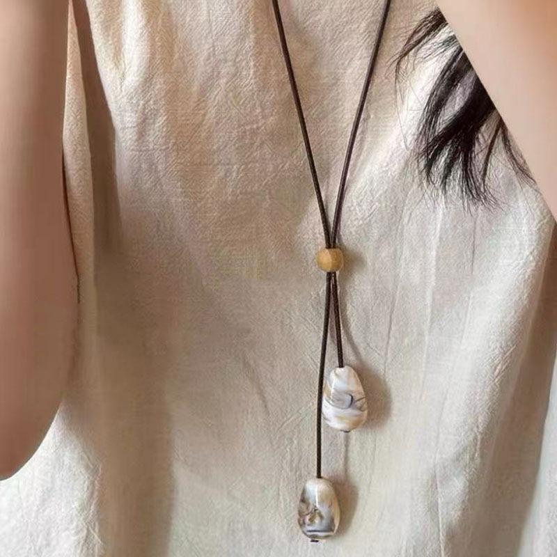 Retro Autumn and Winter Long Necklace Women's High-end Sweater Chain Niche Design Accessories