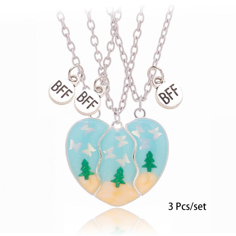Good Friends Christmas Tree Magnetic Necklace Set - Friendship Alloy Pendant Holiday Gift Jewelry for Students and Besties.