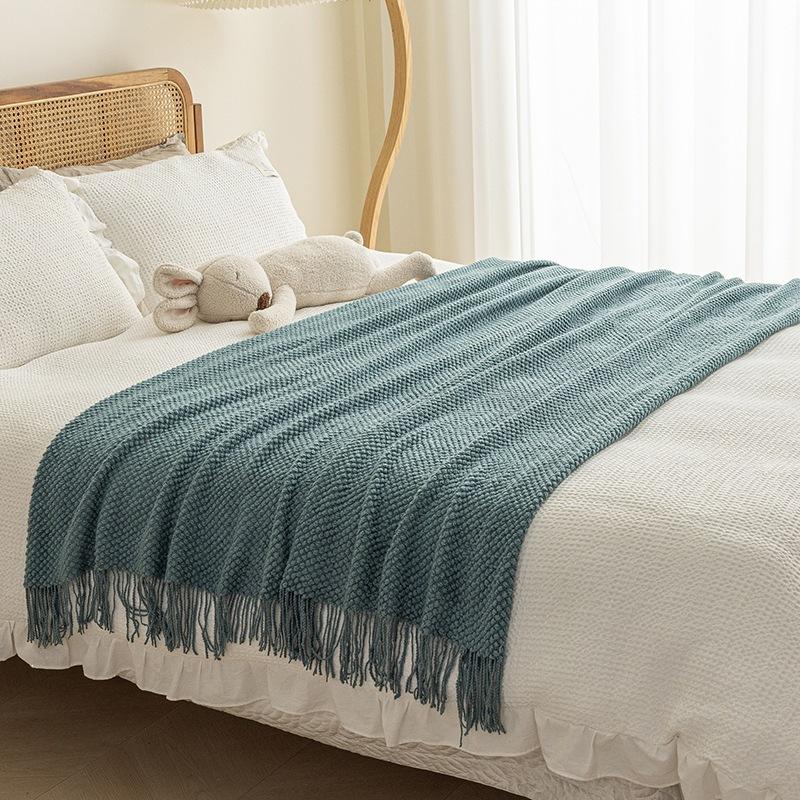 Ins Style Homestay Bed End Towel Thick Thread Woven Air Conditioning Blanket Solid Color Bubbles Camping Sofa Blanket Multi Functional Tassel Bedding