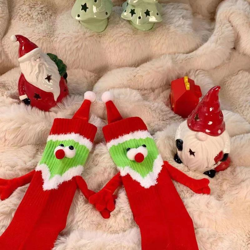 Female Autumn and Winter Cartoon Lovely Christmas Holding Hand Tube Cotton Socks