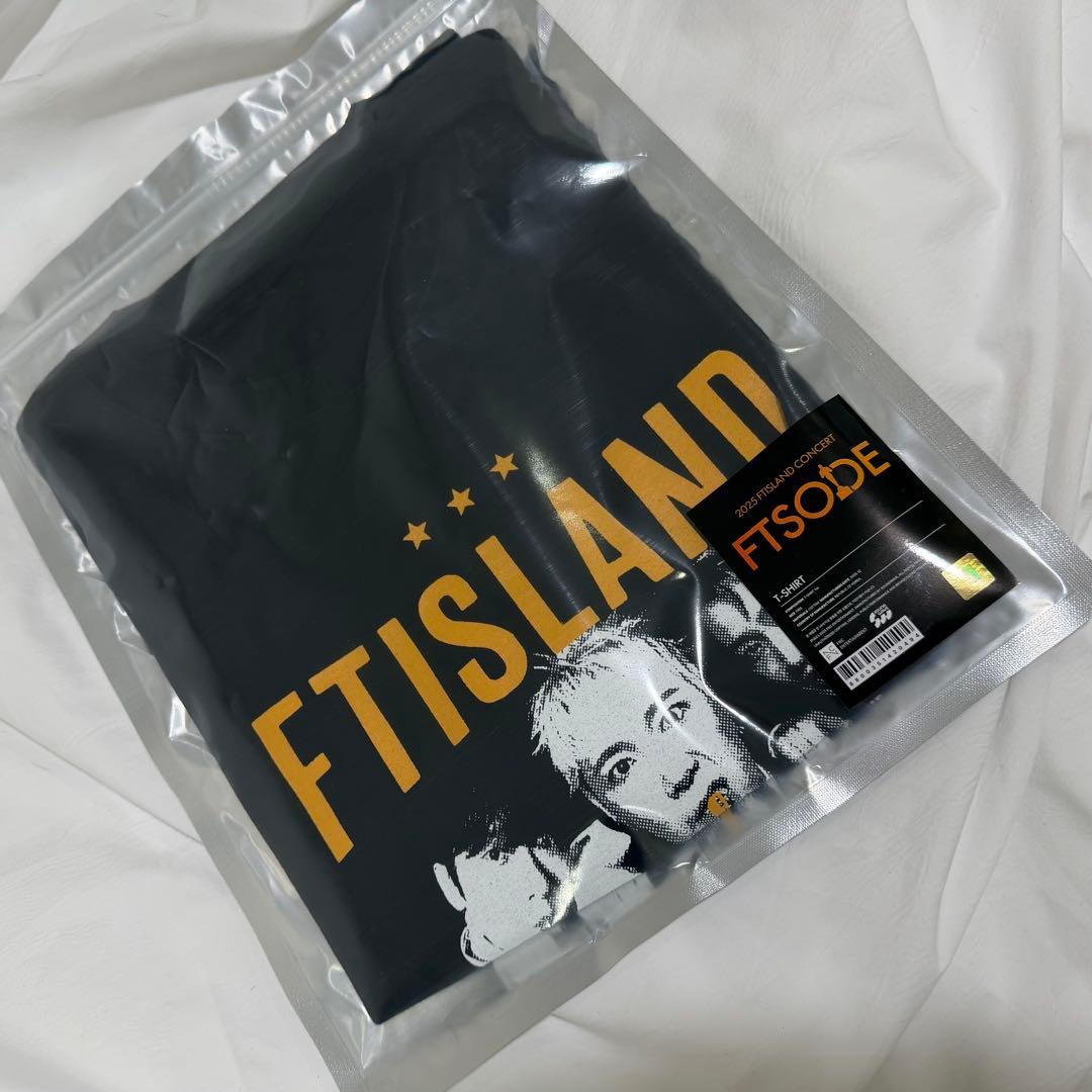 [Б/У] Футболка с официальной символикой концерта FTISLAND 2025 в Сеуле  FTSODE