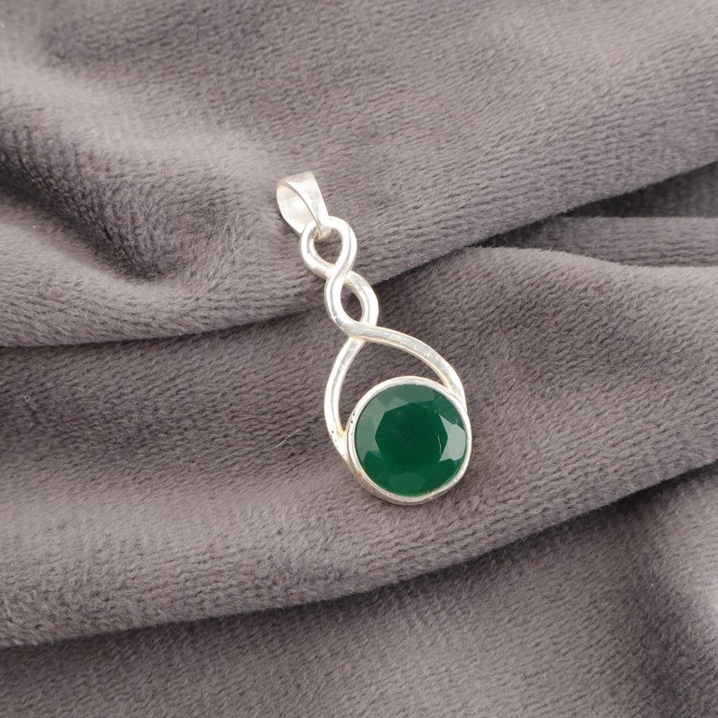 Green Onyx Gemstone Jewelry, Handmade Silver Jewelry, 925 Sterling Silver Beautiful Pendant Gift For Mom