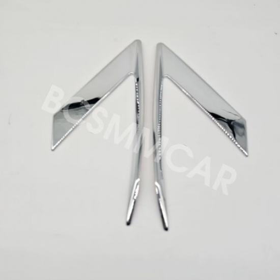 Fit For Cadillac XT5 2016-2023 Front Fog Light Bottom Strip Cover Trim Chrome