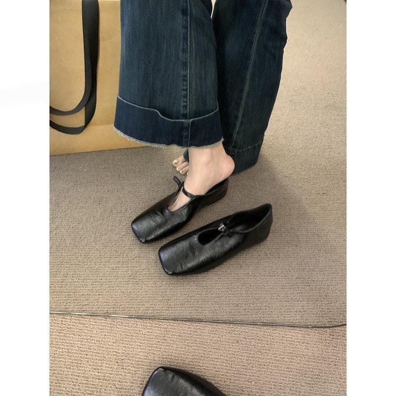 Small brown leather shoes with soft soles and one pedal, Doudou shoes, spring and autumn Korean square head deep mouth single shoes