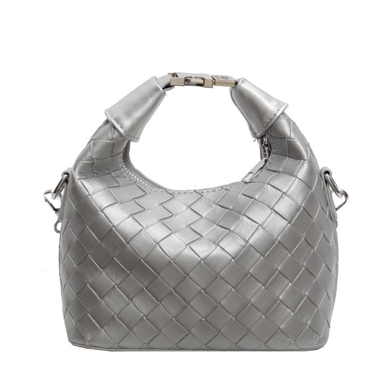 Hand carrying bucket bag women 2025 new Korean version ins trendy fashion shoulder bag simple niche messenger bag