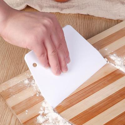 Dough Cutter Multifunctional Baking Tool Reusable Dough Scraper Food Safe Dough Cutting Tool for Bread Cake Fondant