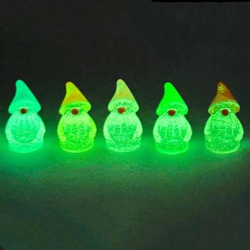 6 st Present Små Miniatyr Tomtefigurer Lyser i Mörkret Mini Resin Tomtar Trädgårdstomtar Landskapsdekor