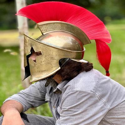 Mittelalterlicher Großkönig Leonidas Spartaner 300 Helm mit roter & schwarzer Federhaube | Funktionaler Vollstahlhelm mit Innenfutter | Spartaner-Replik