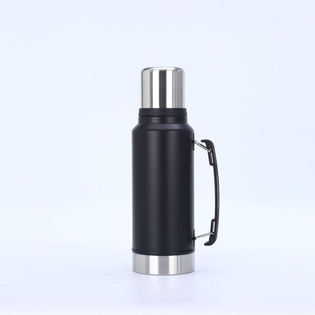304 Stainless Steel Insulated Travel Pot, Large Capacity Portable Sports Water Bottle for Outdoor Mountaineering