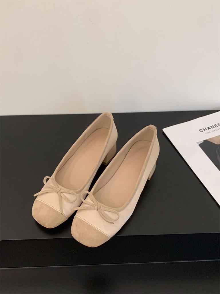 Chaussures de soirée douces à talons moyens de printemps français, chaussures de fée 2025 nouveau printemps et automne rétro ballet rouge chaussures simples
