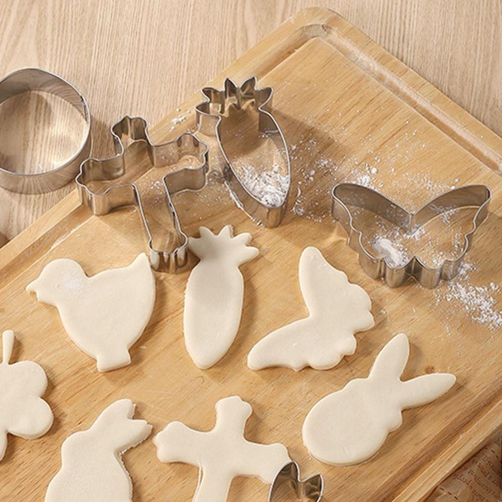 Stainless Steel Cartoon Animal Baking Mold Creative Cute Biscuit Mould  Holiday Party