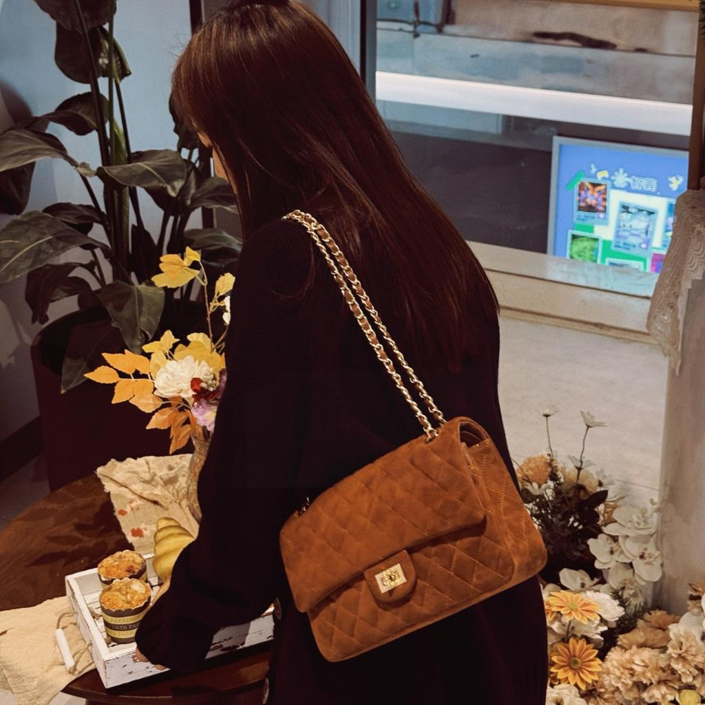 Frosted suede new small fragrant wind CF chain bag, genuine leather rhombus shoulder women's bag, premium sense pass le crossbody square