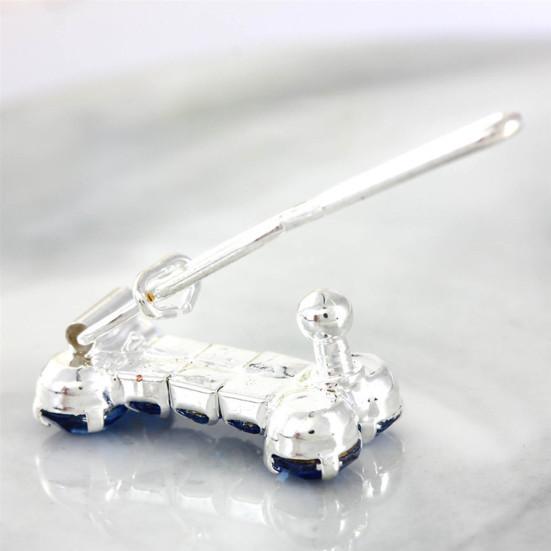 Pet Barrettes Rhinestone Inlaid Pet Grooming Anti-fade Novelty Dogs Bone Hair Clips for Long-haired Dog