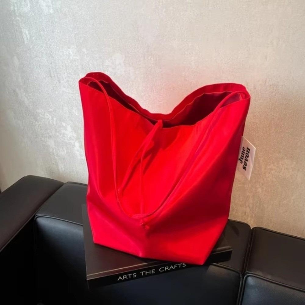 

Hot Sale Solid Color Soft Nylon Shoulder Bag Product Designer Simple Handbag Versatile Large Capacity Tote Bag красный