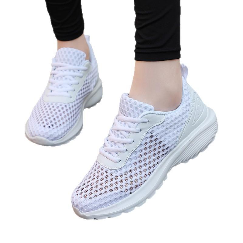 Large size summer light and comfortable women's breathable hollow daily casual sports shoes large mesh