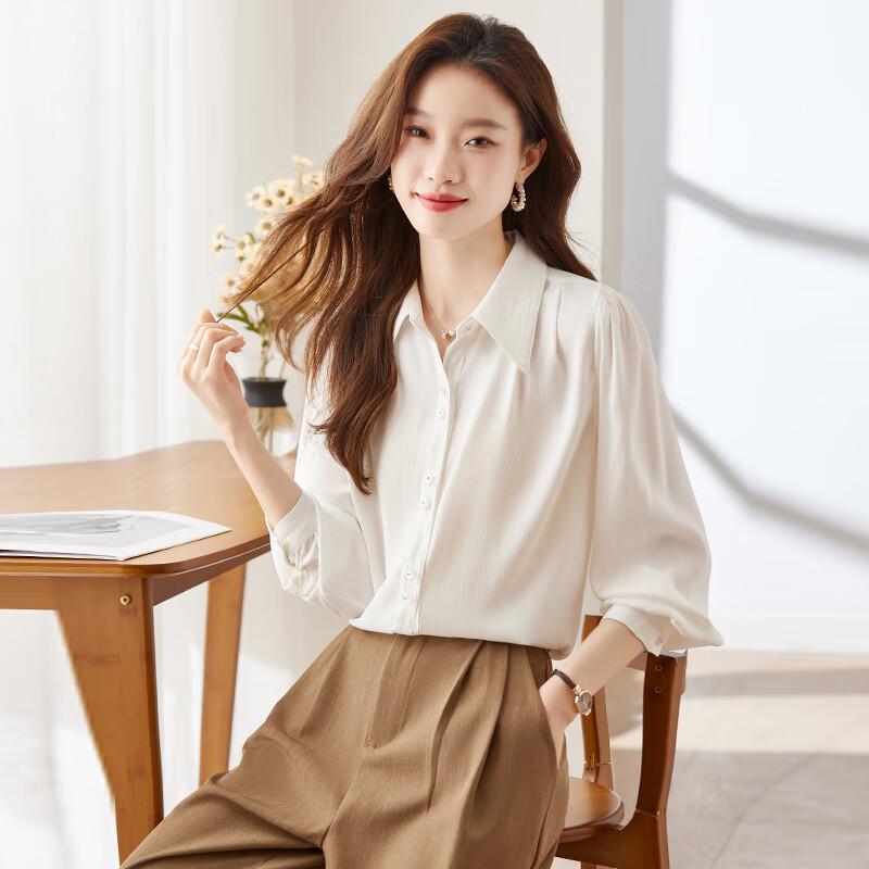 

Women s Long Sleeve Commuter Shirt M