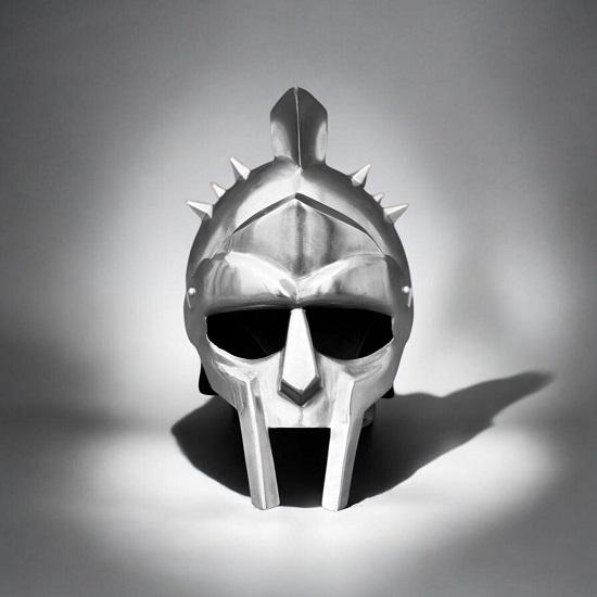 

Maximus Gladiator Steel Helmet Roman Cosplay Armor