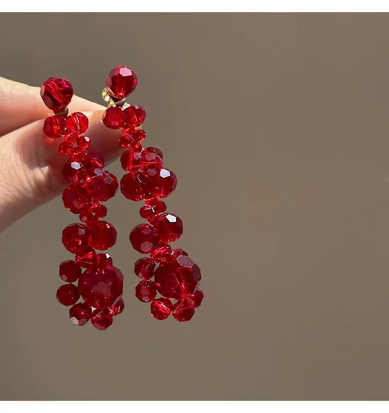 Luxuriöse Rote Blume Quastenohrringe: Stilvolle, Hochwertige Statement-Ohrstecker für Damen