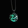 Collana Trendy Dominante da Uomo con Drago di Fiamma Luminoso Ciondolo Drago Collane Gioielli Luminescenti al Buio