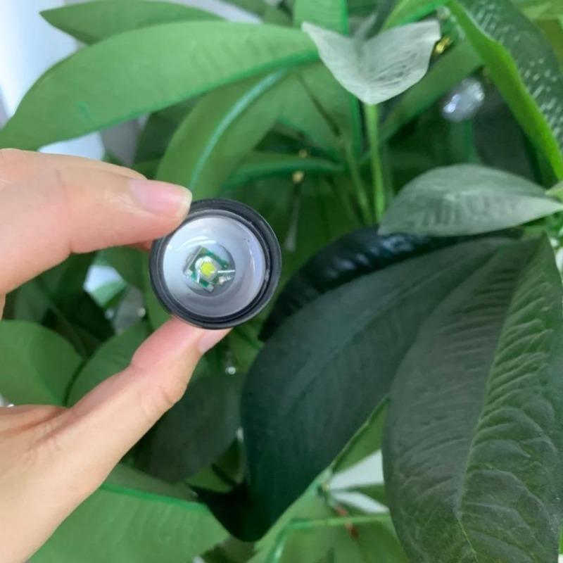 Built In Battery Zoom Focus Mini Led Flashlight Torch Lamp Lantern 2000Lumen Adjustable Outdoor LED small flashlight with side light