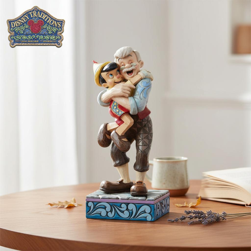 Disney Traditions Geppetto & Pinocchio Hugs Figurine 6015019 – Collectible Statue