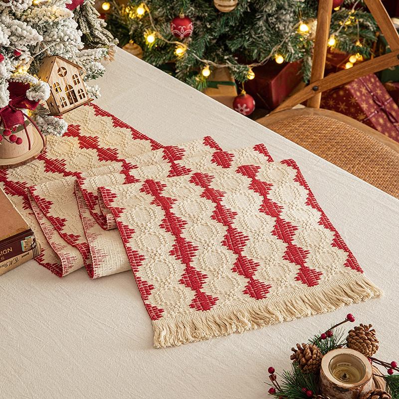 Christmas Table Runner Flag Cotton Woven Desktop Decorations Flags Tablecloths Long Strip Splicing Tassel Christmas Party Decor