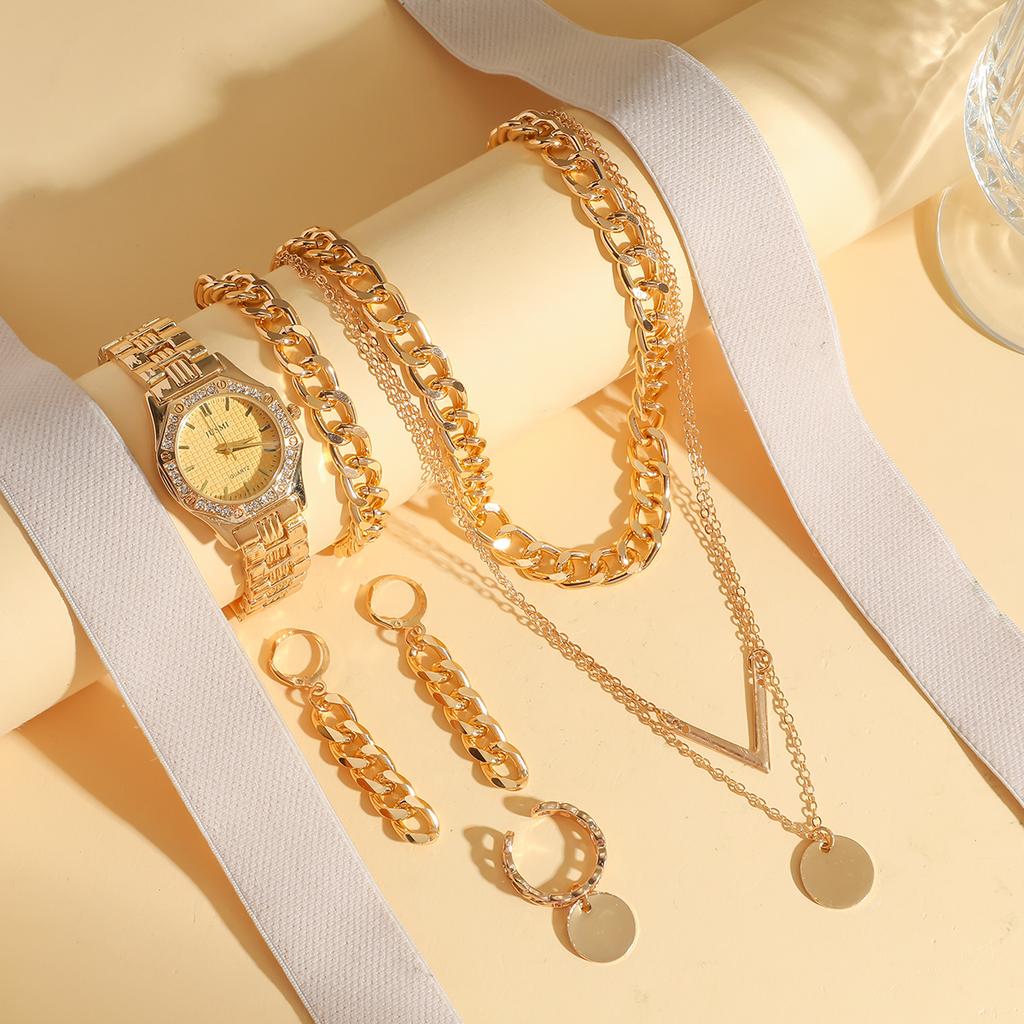 Fashion Diamond Dial Plate with Bar Scale Quartz Watch for Women, Five Pieces of Jewelry Set Without Gift Box.