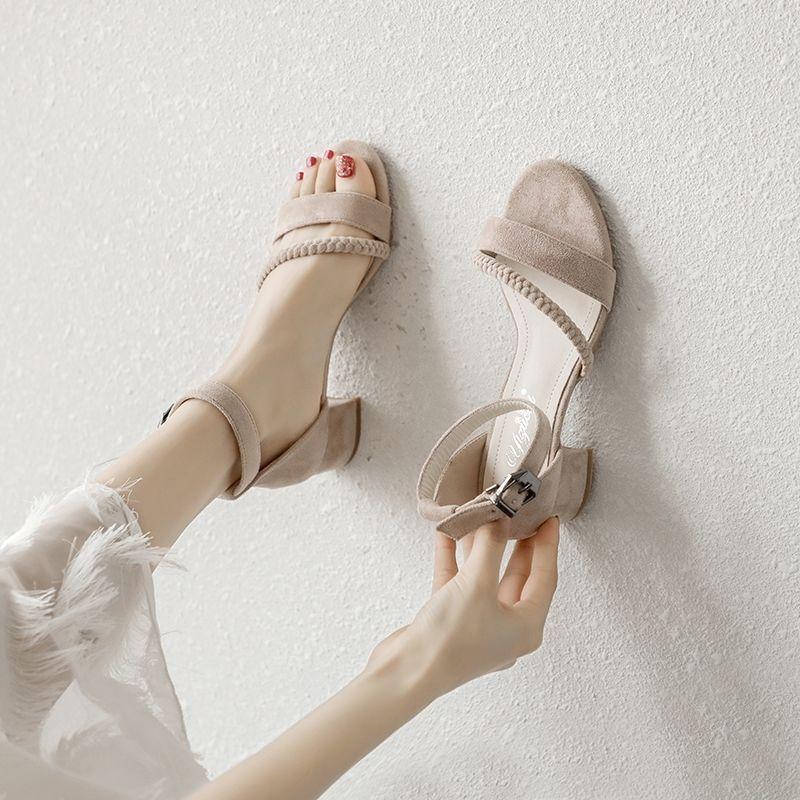 Mode Ein-Wort-Sandalen für Damen Dicke Absätze Quadratische Absätze Schuhe Damenschuhe Beige Orthopädisch Sommer 2024 Klobiger Block Rutschfest Heiß