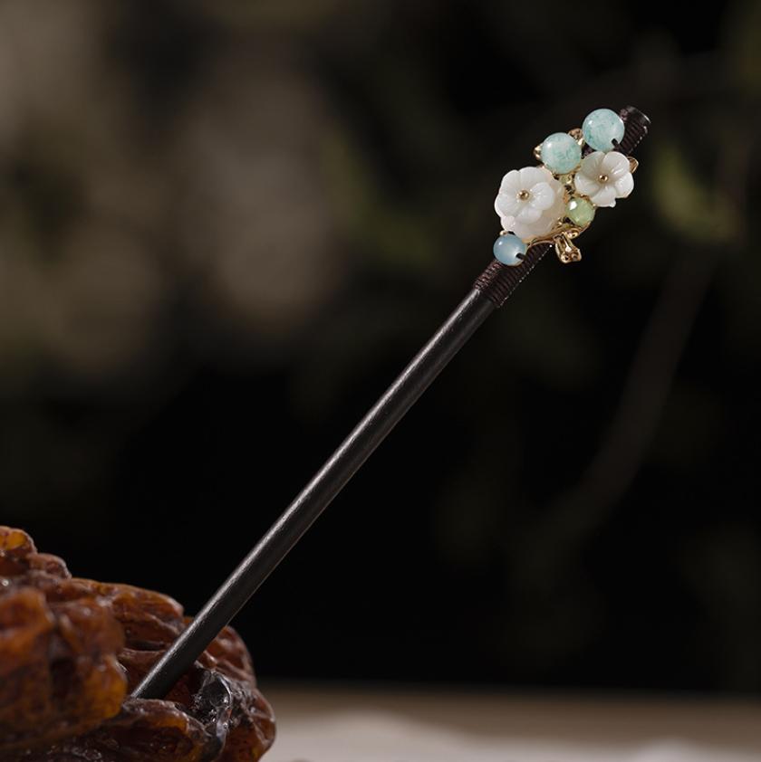 Vintage Chinese Wood Hair Sticks for Women Handmade Luxury Flower Hairpins Hair Chopsticks Wedding Party Head Jewelry Accessory