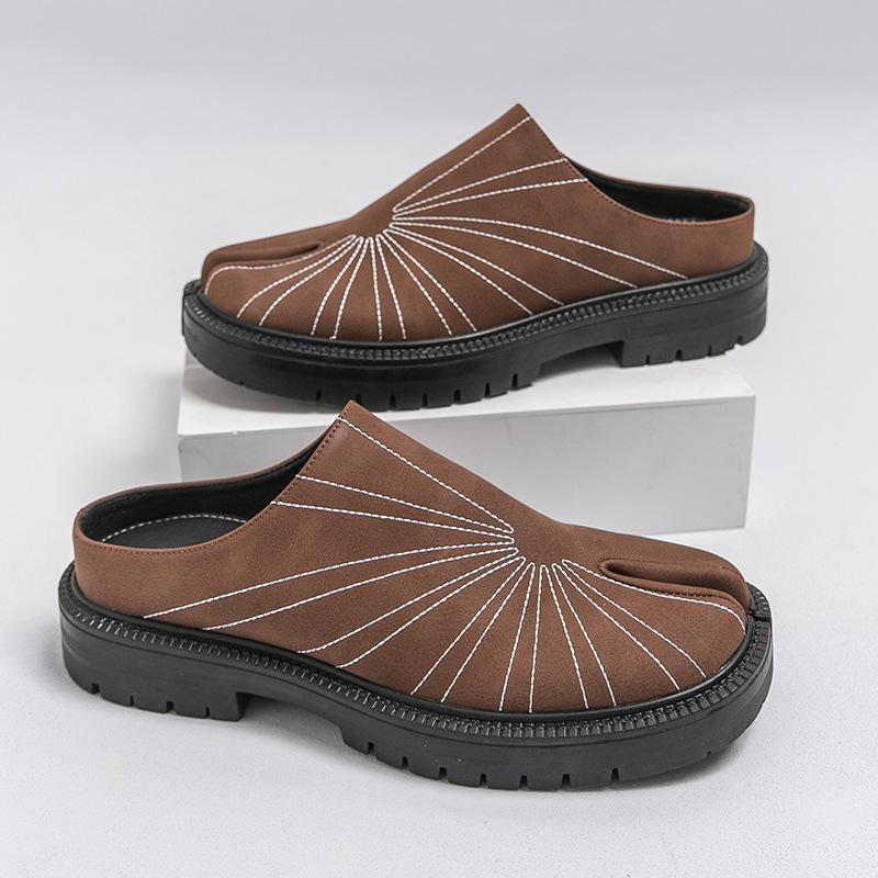 Herren-Loafer im japanischen Stil mit geteilter Zehe, zum Hineinschlüpfen, aus Leder - Lässige Halbschuhe
