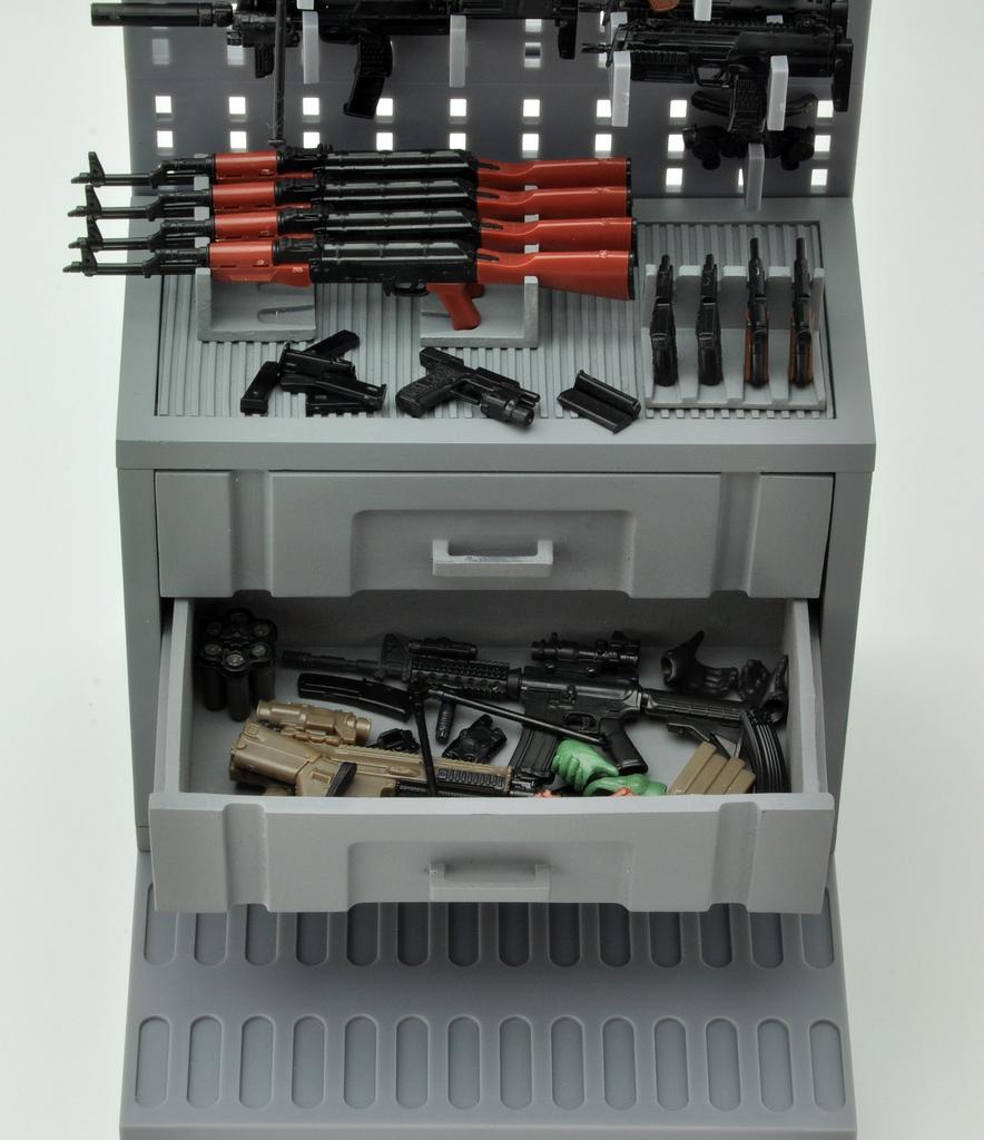 Little Armory LD006 Gun Rack B Plastic Model