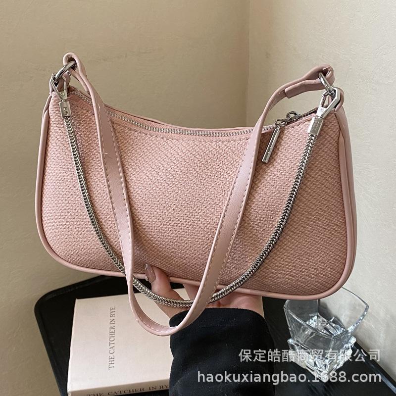 Super fire niche bag women's 2025 new spring and summer popular chain messenger bag high-end fashion shoulder armpit bag