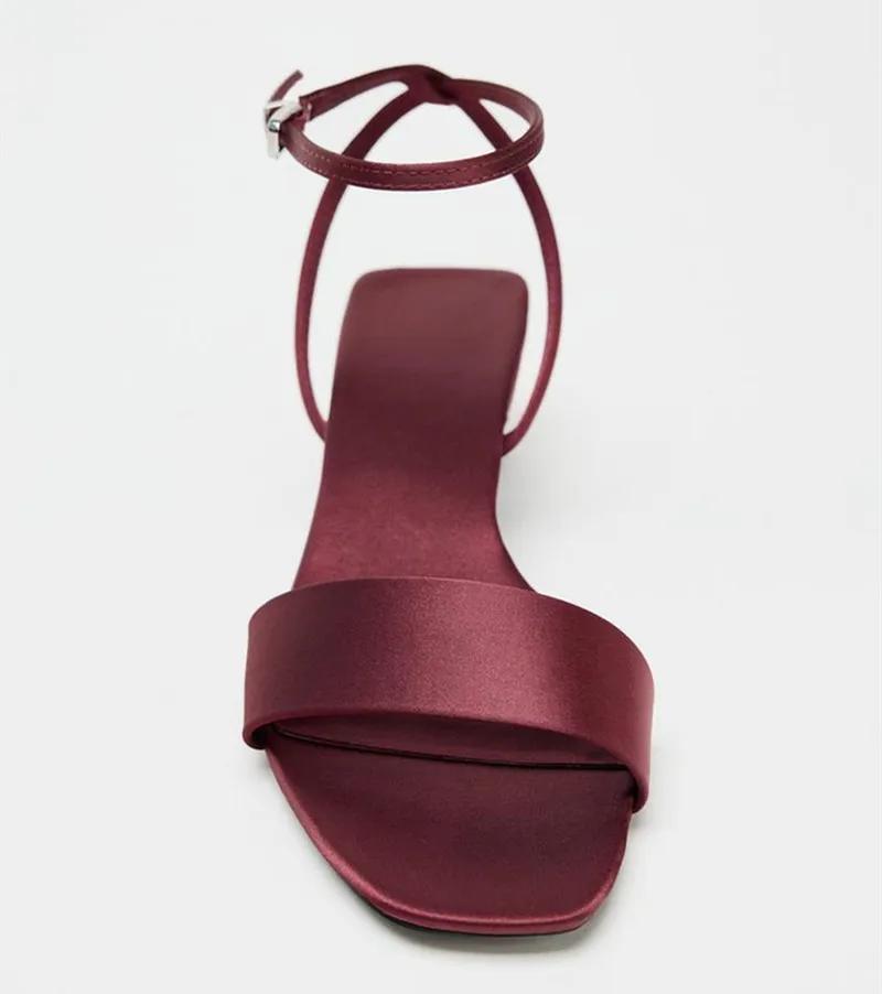 Fashion Burgundy Satin Low Heel Sandals Women Summer Sexy Open Toe Ankle Buckle Dress Shoes Luxury Brand Designer Shoes Zapatos De Mujer