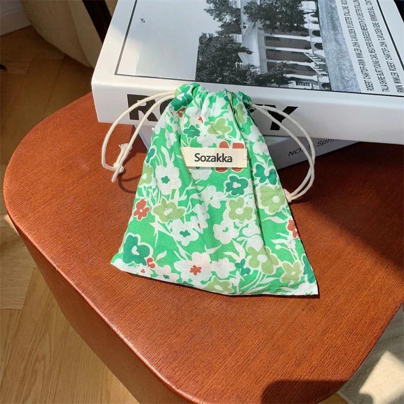 Floral Print Drawstring Coin Purse Lipstick Makeup Bag Travel Organizer Keys Earphone Storage Bag Makeup Pouch Cute Purse Wallet
