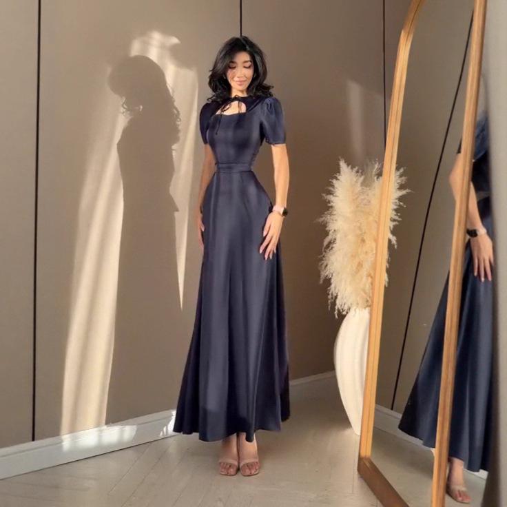 2025 Κομψό Ευρωπαϊκό & Αμερικάνικο Φόρεμα Καλοκαιρινό με Φουσκωτά Μανίκια, Δαντέλα με Κορδόνια στην Πλάτη και Στυλ Χέπμπορν για Γυναίκες