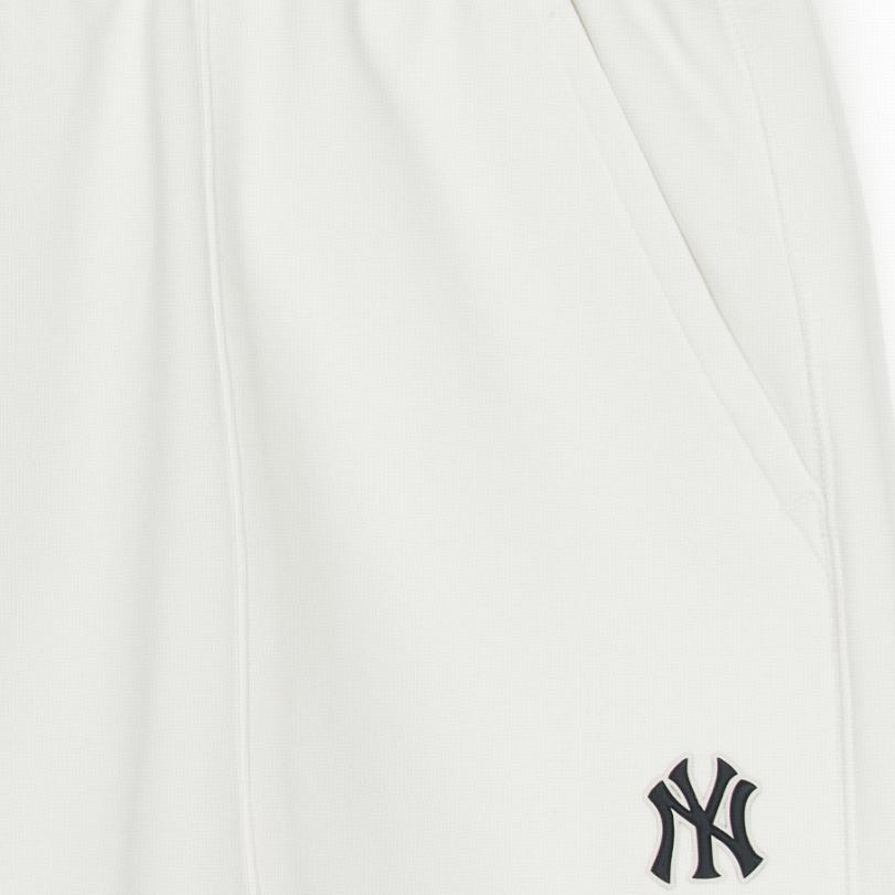 New MLB New York Yankees Casual Shorts Unisex White 3ASPB1153-50IVS