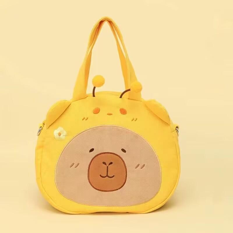 Capybara peluş sırt çantası Kawaii moda peluş bebek kürk çanta çocuk çantası omuzdan askili çanta Mini sırt çantası çanta kız arkadaşı için hediyeler
