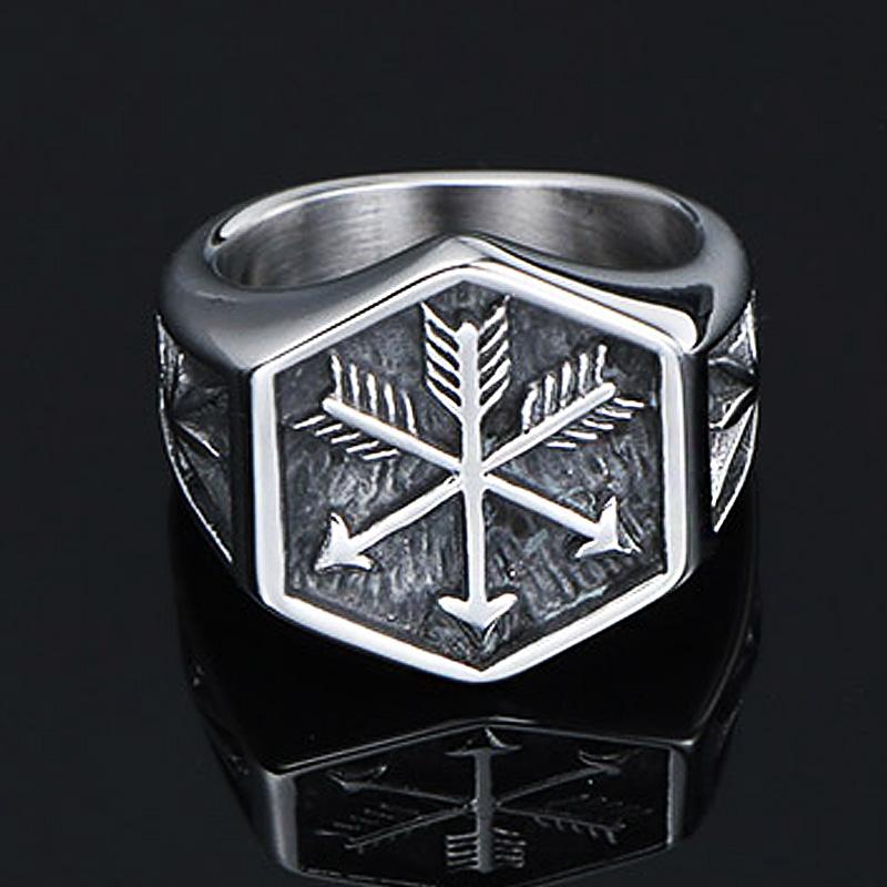 Vintage Wikinger Pfeil Ring für Männer Edelstahl Siegelring Cooler Männlicher Punk Biker Ring Bestes Geschenk für Ihn