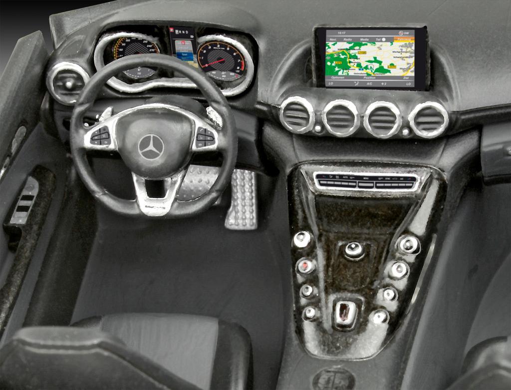 Revell Mercedes AMG GT Plastic Model Kit 1/24 (07028)