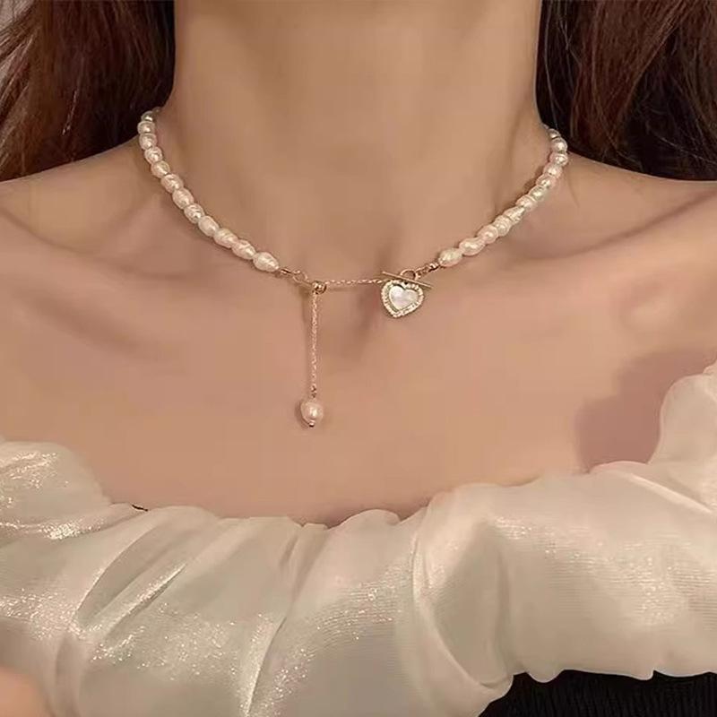 Light luxury elegant pearl water drop fringed rhinestone collarbone chain fashion temperament celebrity high sense necklace new trend