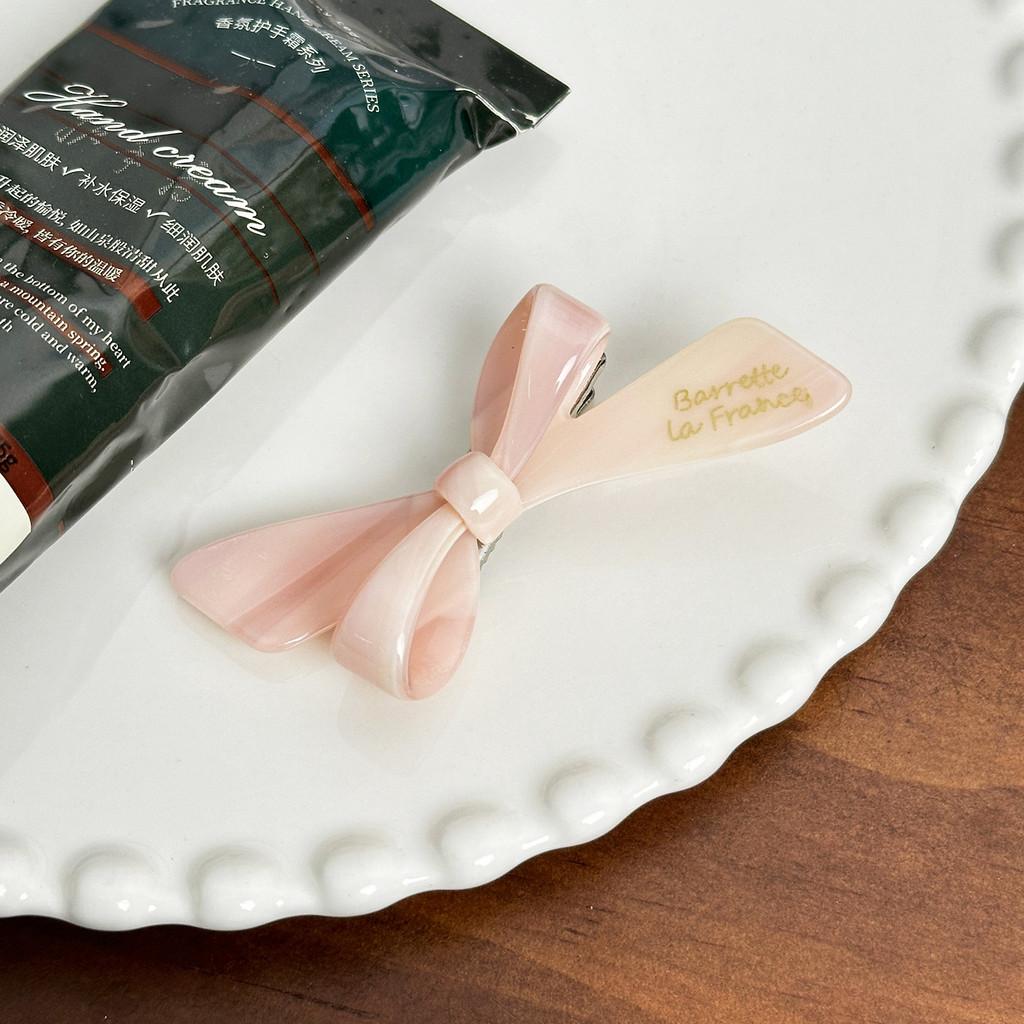 Chic Retro Acetate Hair Clips Featuring Bow Design For Effortless Style And Comfort