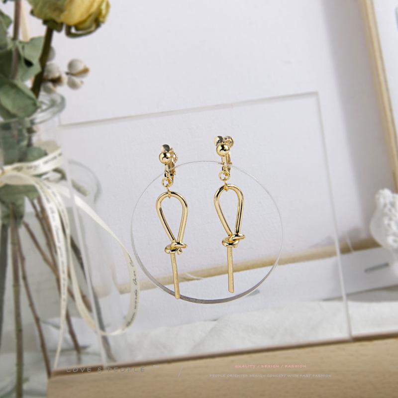 Elegant Retro Knot No-Pierce Adjustable Metal Ear Clips