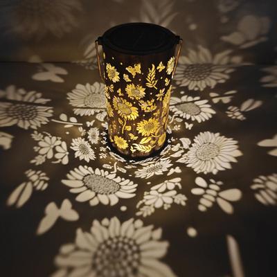 Lanterna de Jardim Girassol Solar Vazada à Prova d'Água LED Suspensa para Exterior para Quintal Pátio Cerca Iluminação de Paisagem Economizadora de Energia