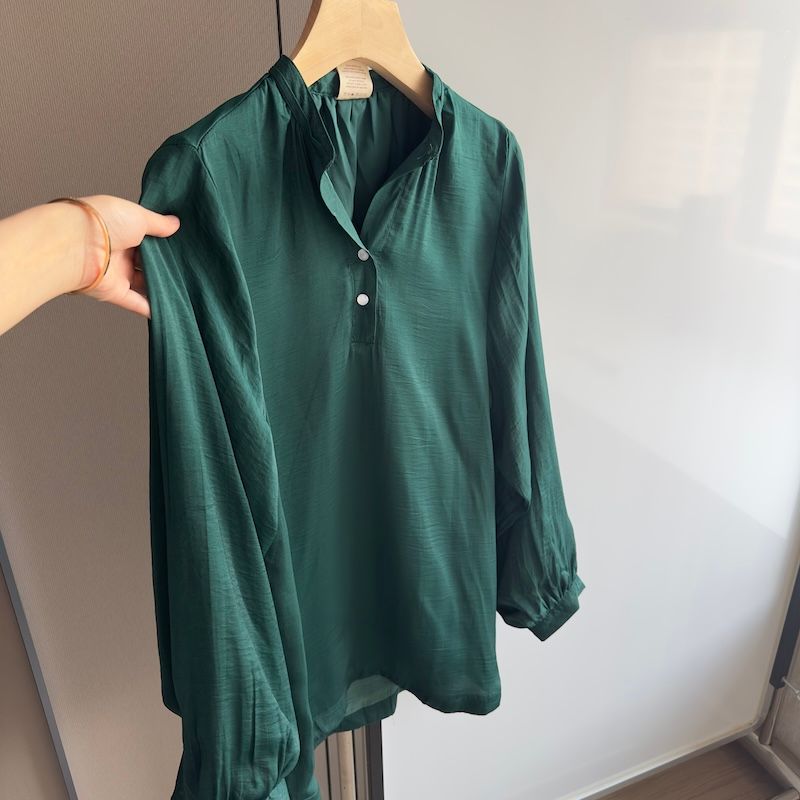 

Mowei s Export Order Silk Micro Pleated Texture 25 Spring and Summer Women V-neck Casual Long sleeve Shirts Shirt Green XS