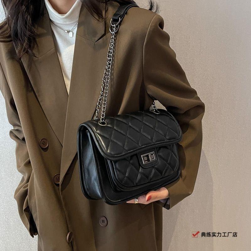 Rhombus chain bag women's bag new commuter niche design shoulder bag premium texture messenger small square bag