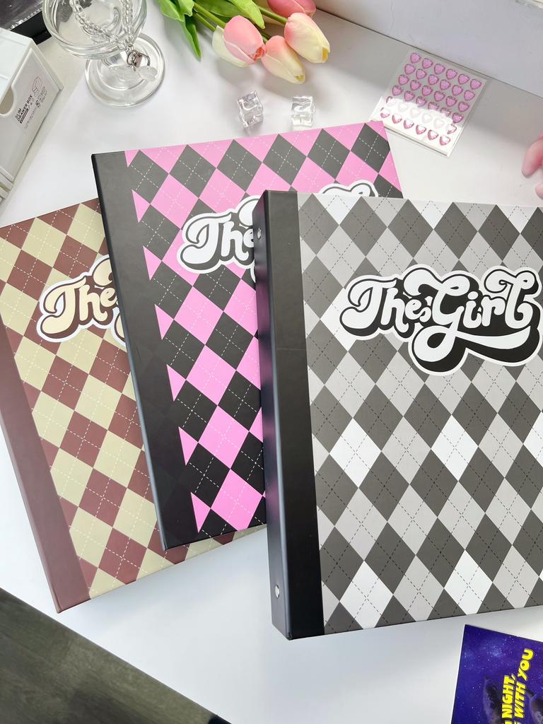 Álbum de Tarjetas A4 Vintage Americana Acolchado de Diamantes Carpeta de Fotos de 9 Compartimentos para Fotocards de Ídolos y Coleccionables K-pop Organizador de Scrapbooking