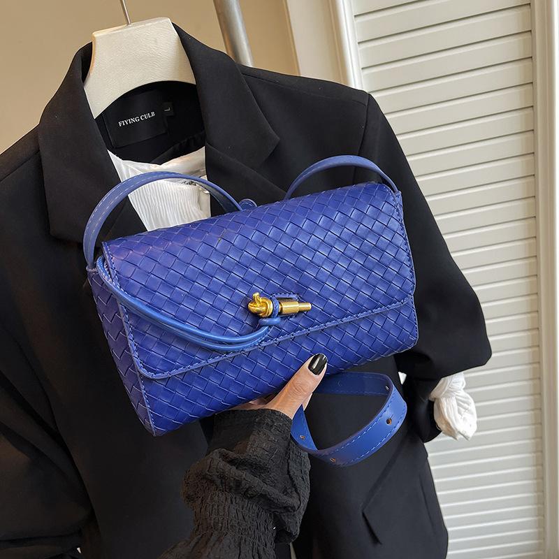 Persönlichkeit Trendtasche Damen Sommer neue Mode Textur Handtasche Schulter Umhängetasche gewebte Damentasche