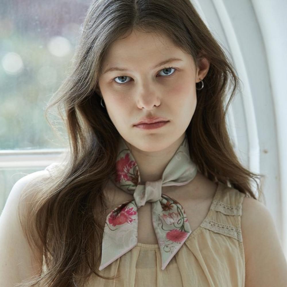 Ana Maison Romantic Waltz Silk Twilly Scarf Pmt 1382col.2